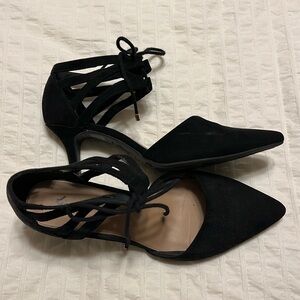 Fioni black ankle tie heels, size 7.5W
